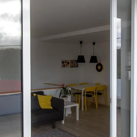 Wellshouses Capelas (Sao Miguel)