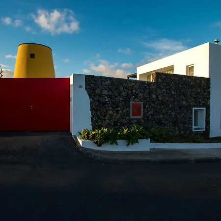 Wellshouses * Capelas (Sao Miguel)