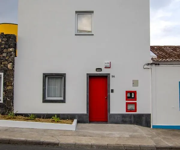 Wellshouses Capelas (Sao Miguel)