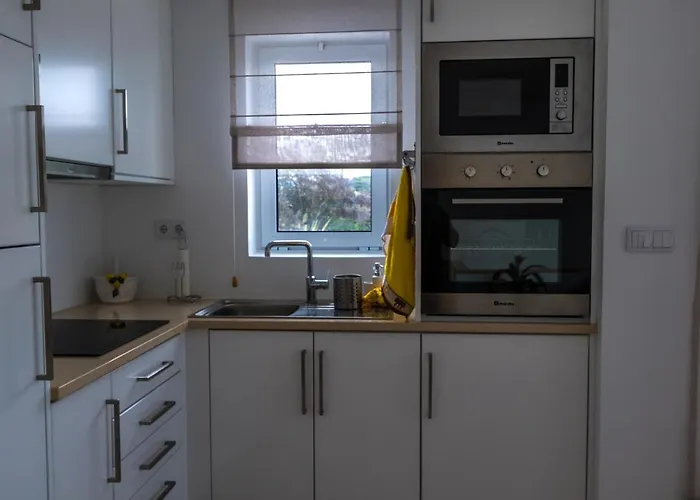 Wellshouses Capelas (Sao Miguel)